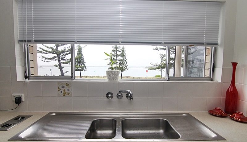 5-500 Marine - kitchen sink