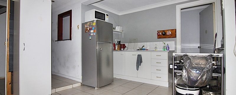 16 Jerrawa - kitchen