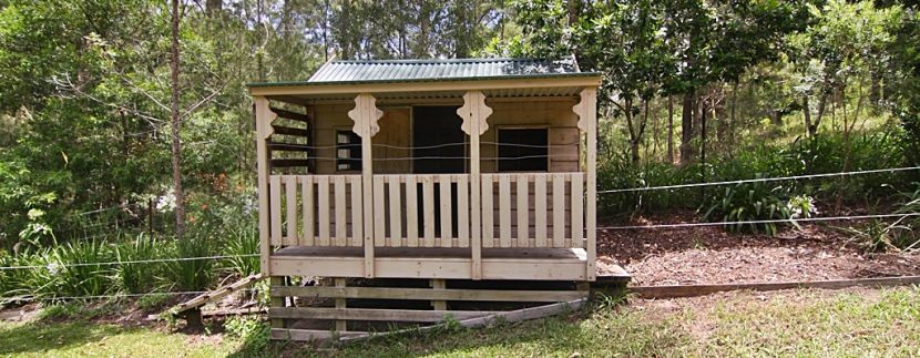 cubby house