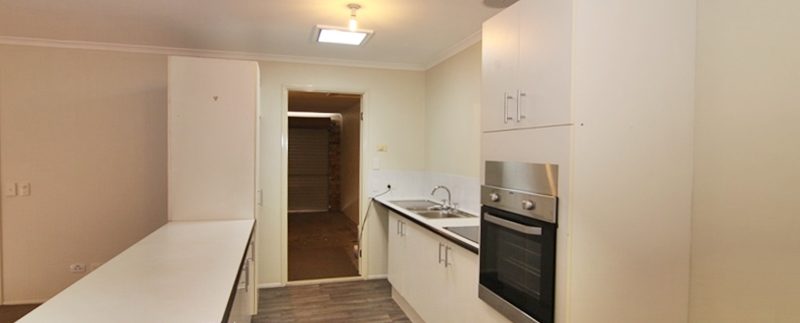 1-7 Coleridge - kitchen